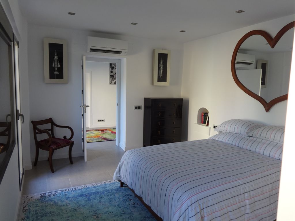 resa estates rental villa family ibiza betsy finca bedroom 1.jpg